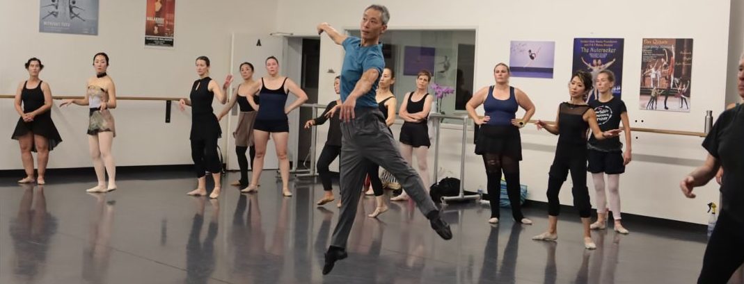 Tong Wang teaching adult ballet class
